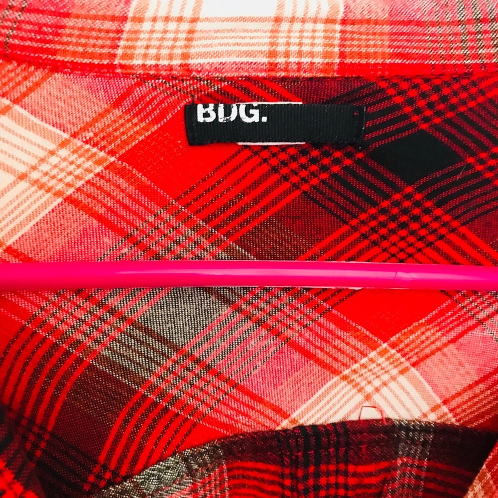 Red flannel - Picture 3 of 5